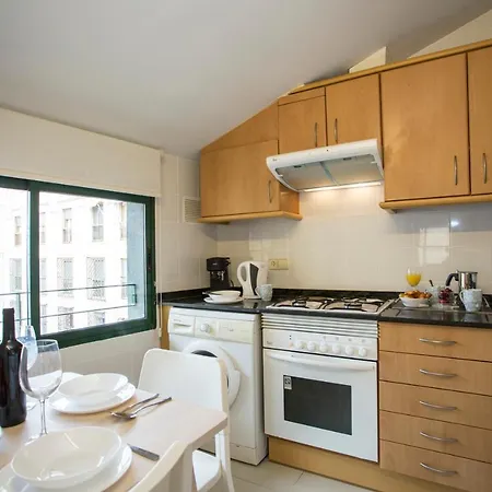 Appartamento Singularstays Veronica Ii *
