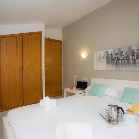 Singularstays Veronica Ii Appartamento Valenza